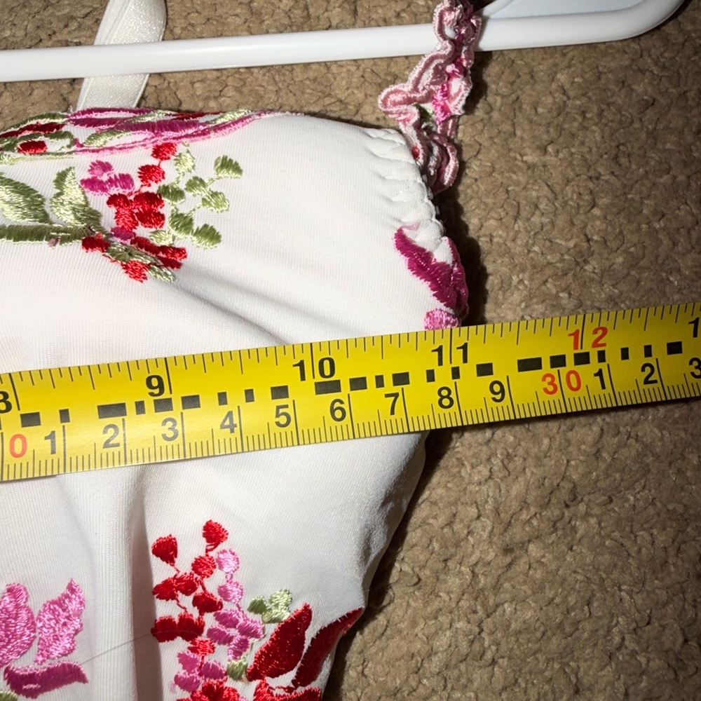 Victoria's Secret Padded Cami with Pink & Red Floral Embroidery - Picture 7 of 7